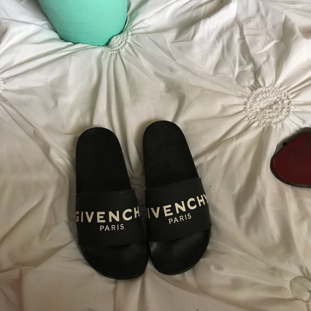 Black Slippers